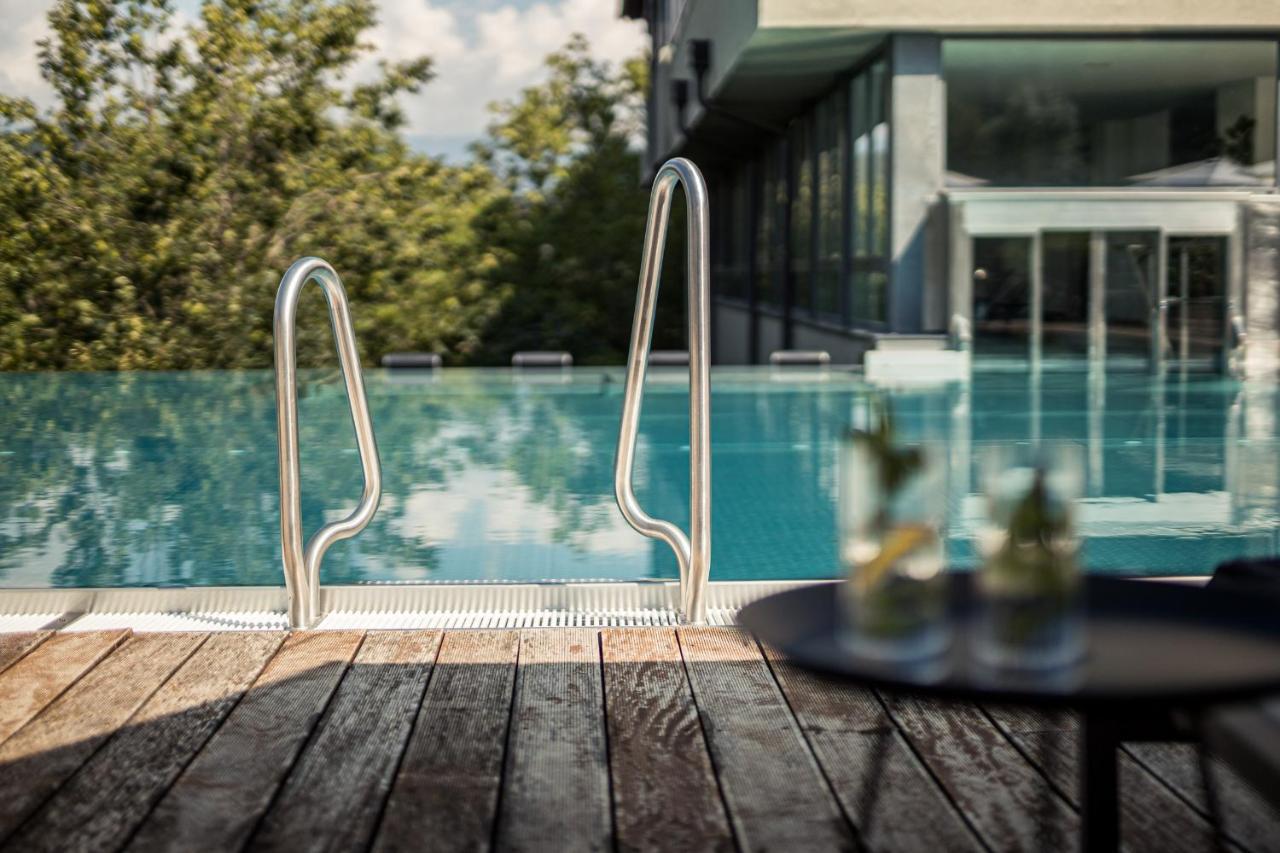 Hotel Alpenflora كاستيلِروتّو المظهر الخارجي الصورة