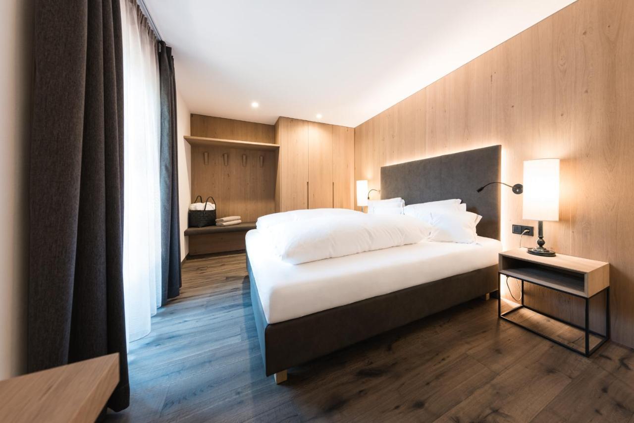 Hotel Alpenflora كاستيلِروتّو المظهر الخارجي الصورة